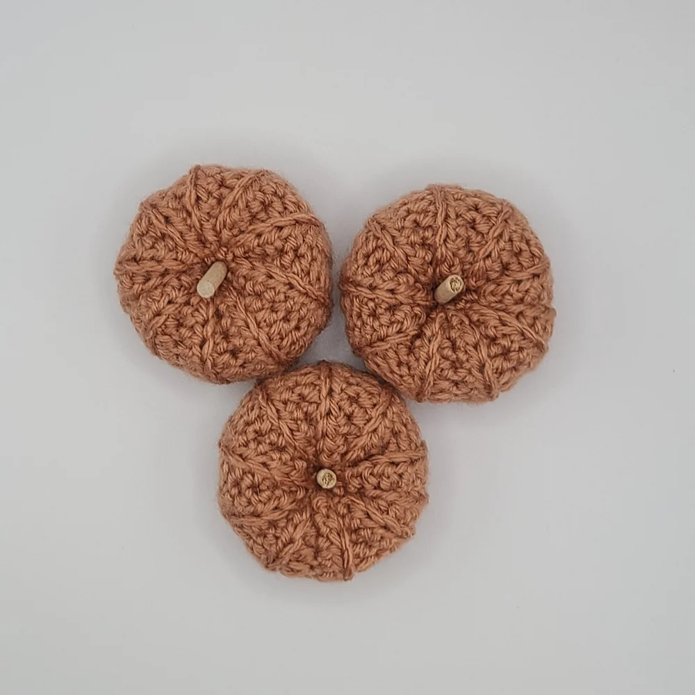 Little handmade rustic pumpkins, fall decor, Halloween, Thanksgiving decor